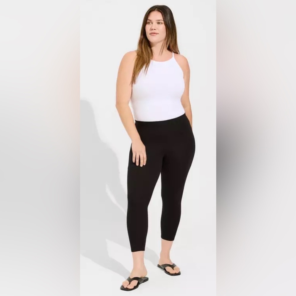 Torrid | Bundle of 3 Torrid Crop Leggings in Black | size 4